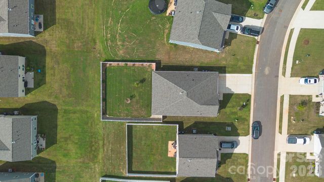 3865 Maxwell Henry Lane NW, Conover, NC 28613