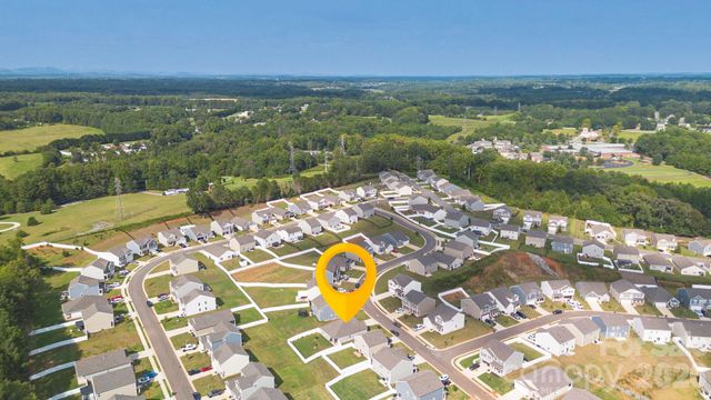 3865 Maxwell Henry Lane NW, Conover, NC 28613