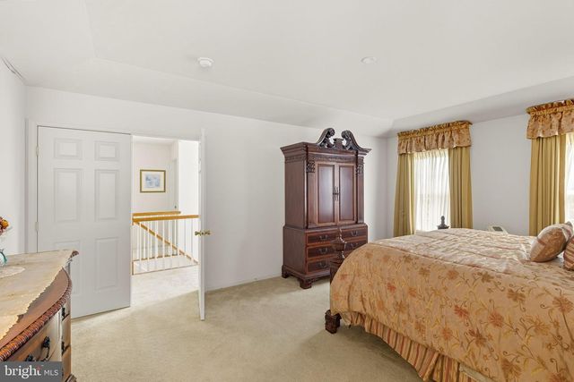 106 DAFFODIL DR, East Stroudsburg, PA 18301