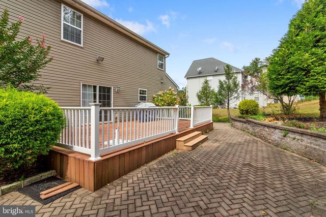 106 DAFFODIL DR, East Stroudsburg, PA 18301