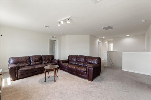 17244 GOLDCREST LOOP, Clermont, FL 34714
