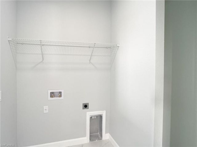 2005 SW 2nd TER, Cape Coral, FL 33991