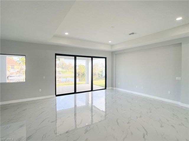 2005 SW 2nd TER, Cape Coral, FL 33991