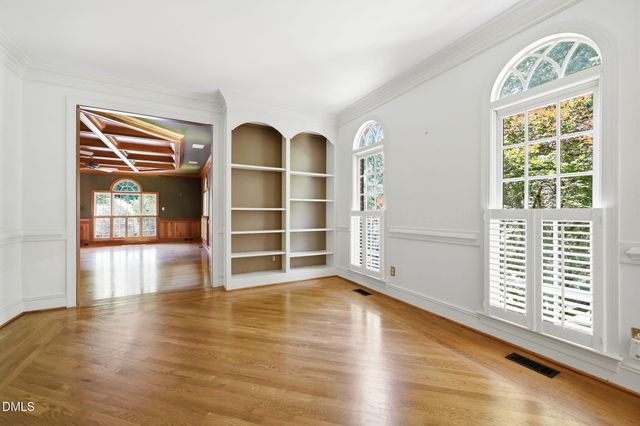 6324 Wakefalls Drive, Wake Forest, NC 27587