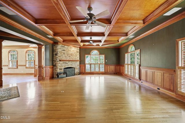 6324 Wakefalls Drive, Wake Forest, NC 27587