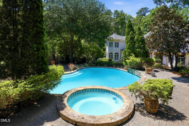 6324 Wakefalls Drive, Wake Forest, NC 27587