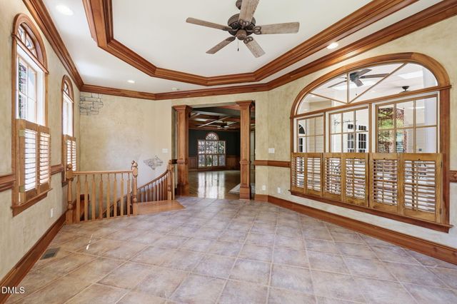 6324 Wakefalls Drive, Wake Forest, NC 27587