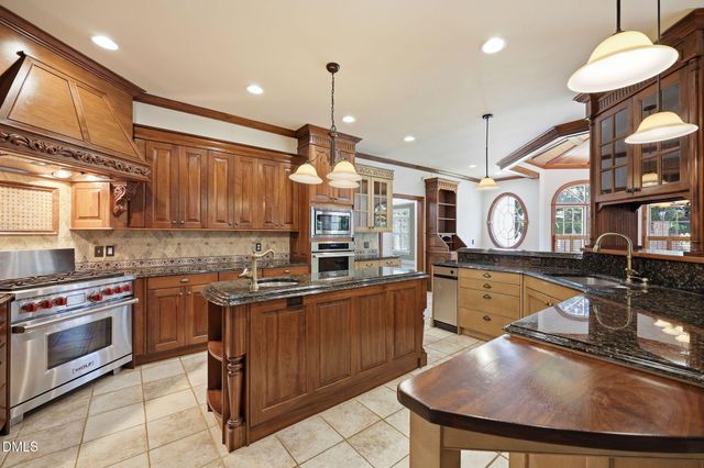 6324 Wakefalls Drive, Wake Forest, NC 27587