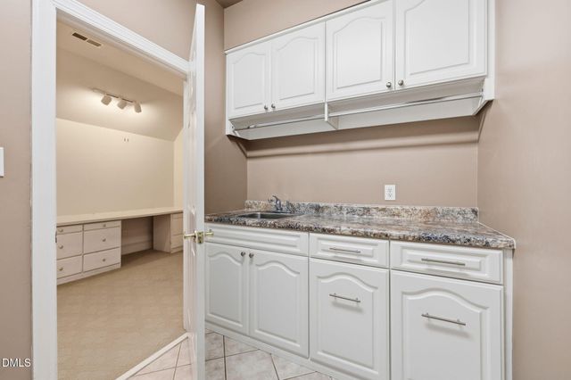 6324 Wakefalls Drive, Wake Forest, NC 27587
