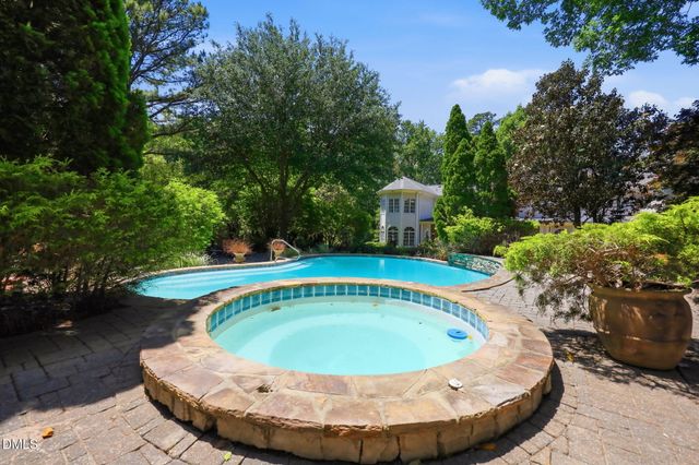 6324 Wakefalls Drive, Wake Forest, NC 27587