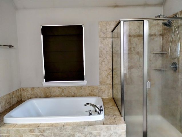 8404 Whistling Duck Drive, Fort Worth, TX 76118