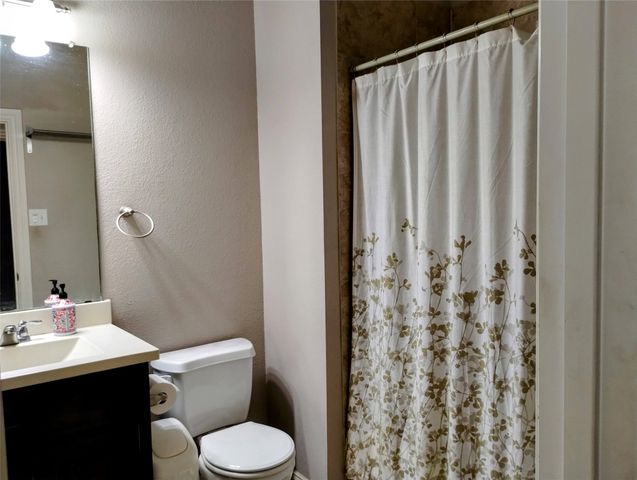 8404 Whistling Duck Drive, Fort Worth, TX 76118