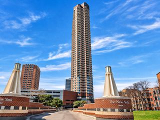 3660 N LAKE SHORE Drive 502, Chicago, IL 60613