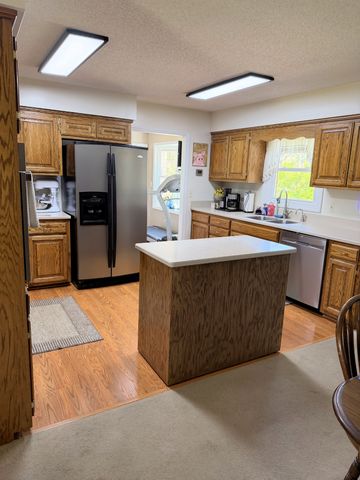 1931 Hwy 82S, S, Shelbyville, TN 37160