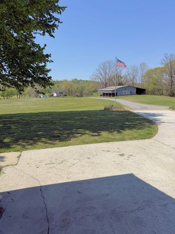 1931 Hwy 82S, S, Shelbyville, TN 37160