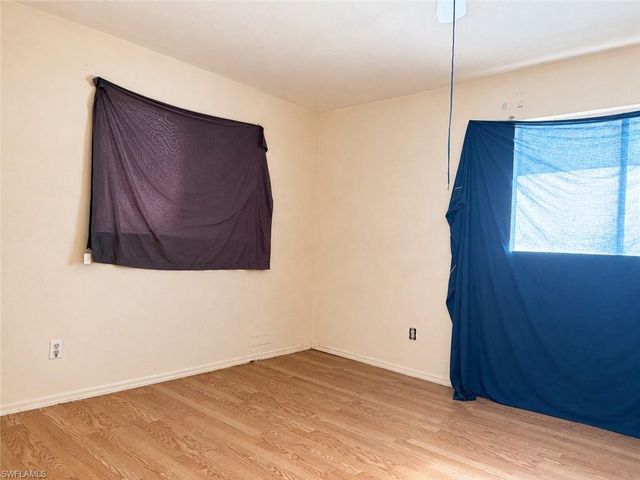 406 San Diego ST, North Fort Myers, FL 33903