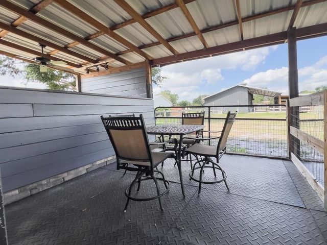 812 JAMESON ROAD, Lithia, FL 33547