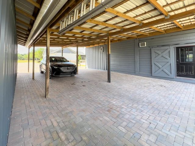 812 JAMESON ROAD, Lithia, FL 33547