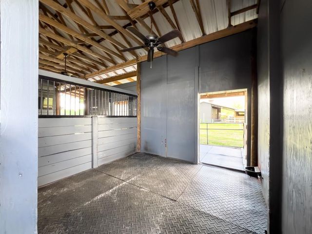812 JAMESON ROAD, Lithia, FL 33547