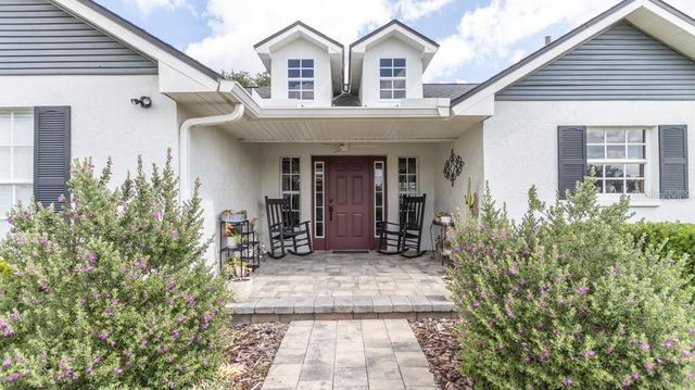 812 JAMESON ROAD, Lithia, FL 33547