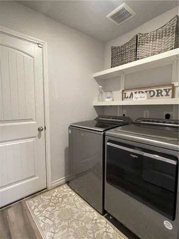 7906 Pruet Dr, Corpus Christi, TX 78414