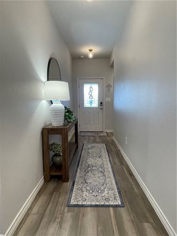 7906 Pruet Dr, Corpus Christi, TX 78414