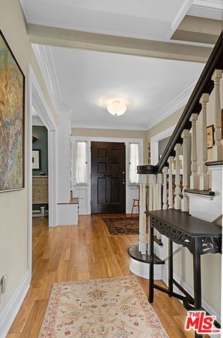 379 N Ridgewood Place, Los Angeles, CA 90004