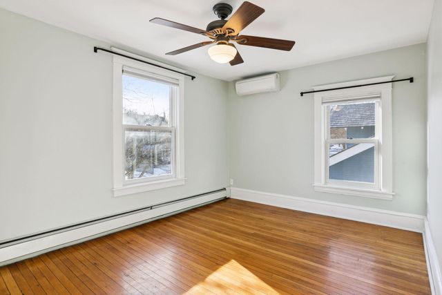 939 Linwood Avenue, Saint Paul, MN 55105