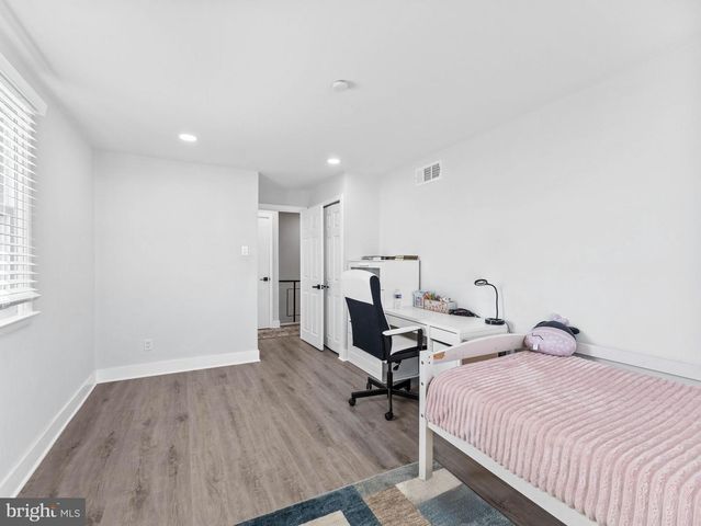 1152 MOREFIELD RD, Philadelphia, PA 19115