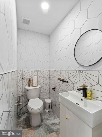 1152 MOREFIELD RD, Philadelphia, PA 19115