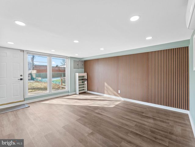 1152 MOREFIELD RD, Philadelphia, PA 19115