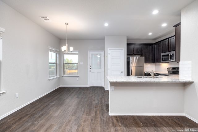 367-369 Emma Dr., New Braunfels, TX 78130