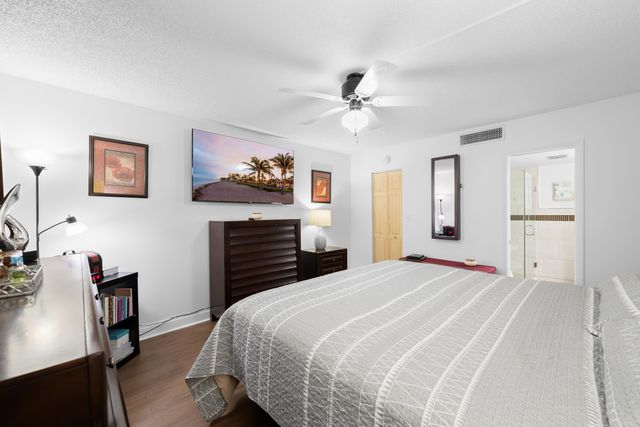 6300 NW 62ND Street 101, Tamarac, FL 33319