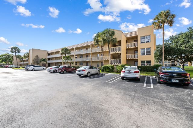 6300 NW 62ND Street 101, Tamarac, FL 33319