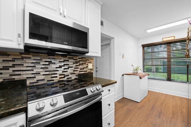 6300 NW 62ND Street 101, Tamarac, FL 33319
