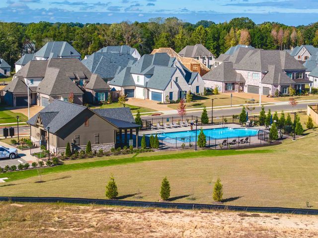 285 BECKHAM DR, Collierville, TN 38017