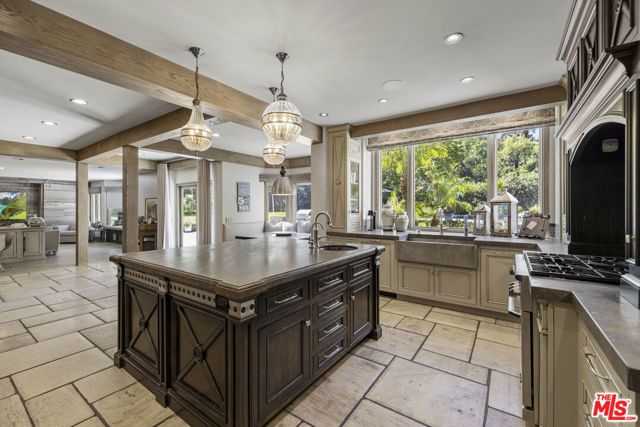 26954 Whitehorse Place, Canyon Country (santa Clarita), CA 91387