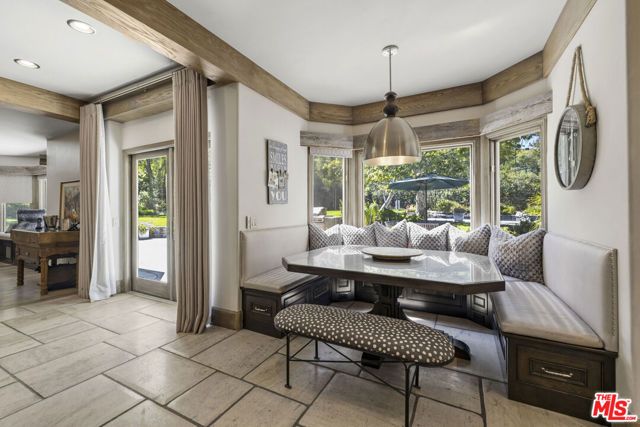 26954 Whitehorse Place, Canyon Country (santa Clarita), CA 91387