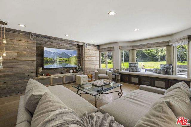 26954 Whitehorse Place, Canyon Country (santa Clarita), CA 91387