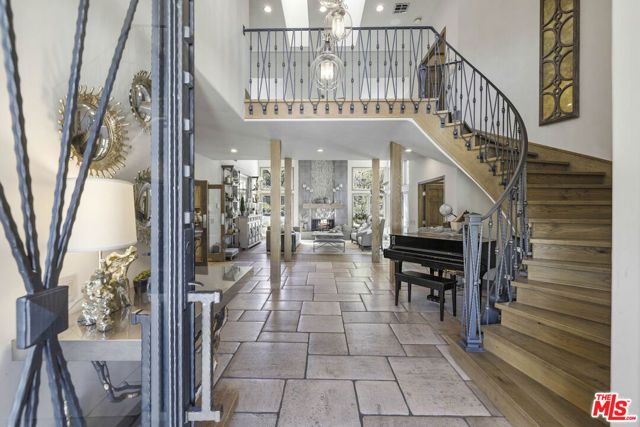 26954 Whitehorse Place, Canyon Country (santa Clarita), CA 91387