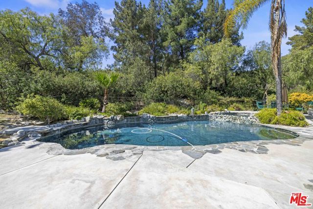 26954 Whitehorse Place, Canyon Country (santa Clarita), CA 91387