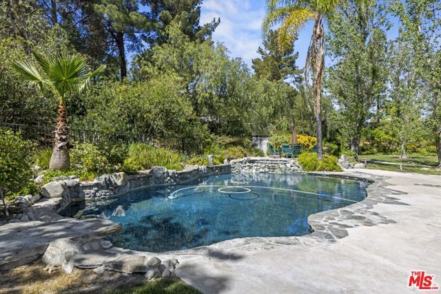 26954 Whitehorse Place, Canyon Country (santa Clarita), CA 91387