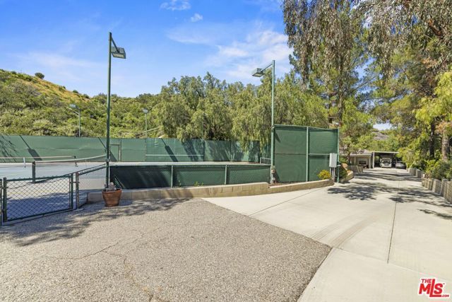 26954 Whitehorse Place, Canyon Country (santa Clarita), CA 91387
