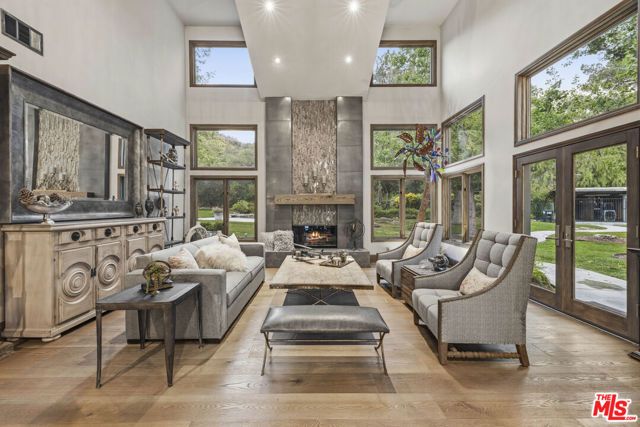 26954 Whitehorse Place, Canyon Country (santa Clarita), CA 91387