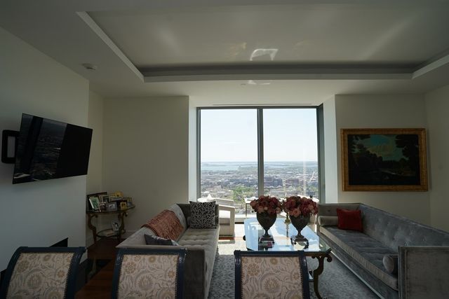 1 Dalton St 5103, Boston, MA 02199
