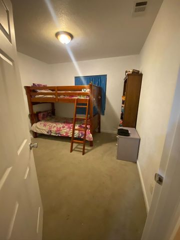 219 I St, Modesto, CA 95351