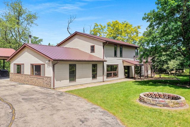 300 WATER STREET, Ogdensburg, WI 54962