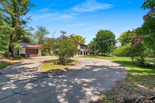 300 WATER STREET, Ogdensburg, WI 54962
