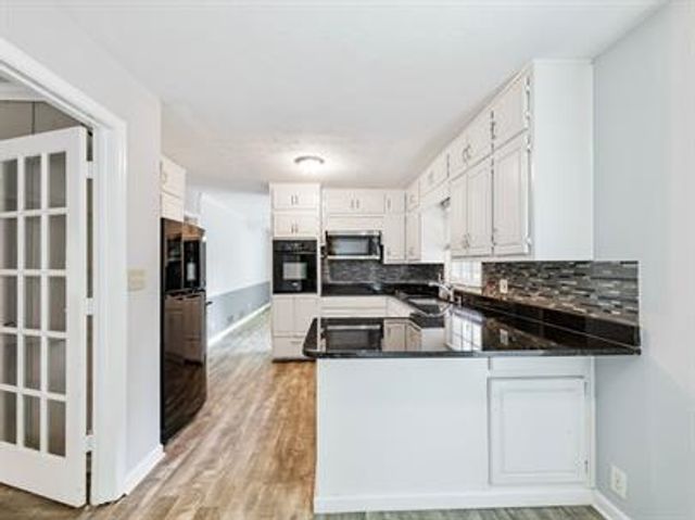 2319 Rolling Acres SW Court, Conyers, GA 30094