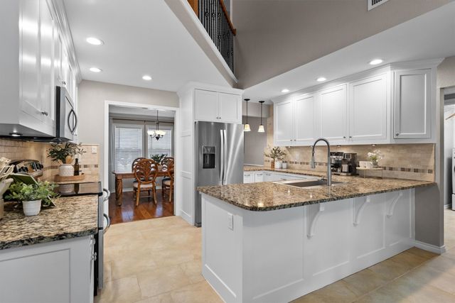 410 Simmons Road, Double Oak, TX 75077